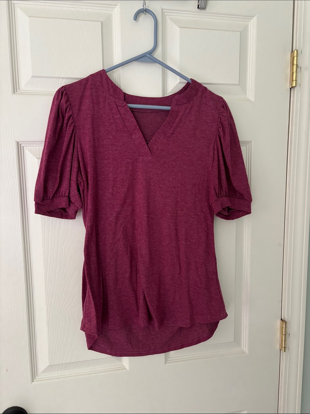 Women’s Split V-Neck Puff Sleeve Top - Berry